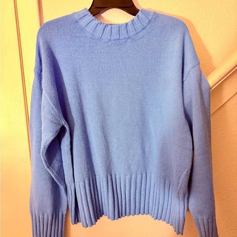 GAP Light Blue Women's Crew Neck Sweater